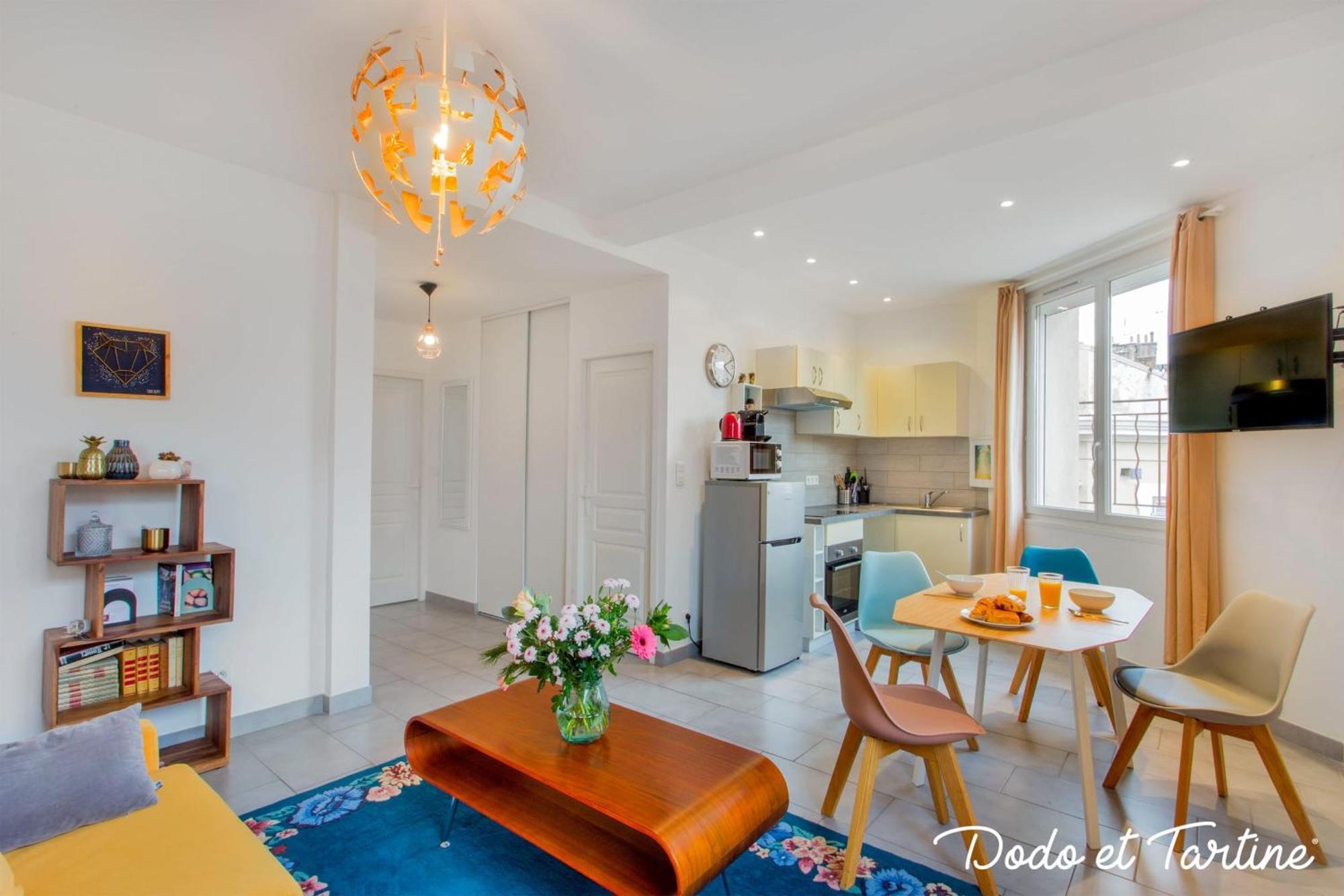 Comfy 1 Bedroom Close To The Station - Dodo Et Tartine Toulon Bagian luar foto